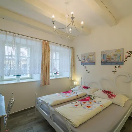 Guest house U Zamku 4*