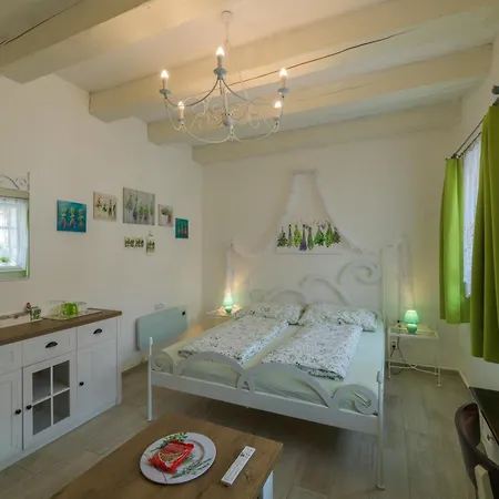 U Zamku Guest house Melnik