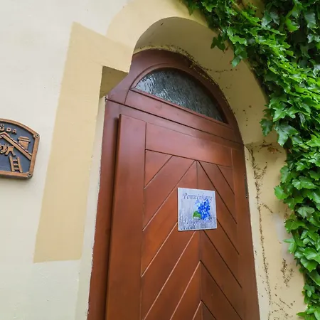 U Zámku Pensión 4*