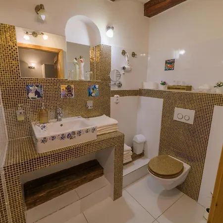 U Zámku Pensión 4*